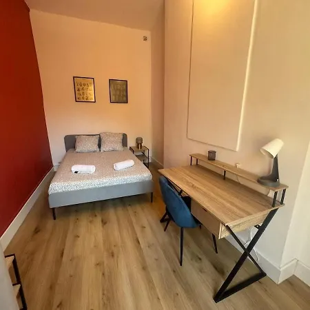 Le Nomad - Center