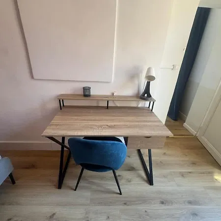 Le Nomad - Center *